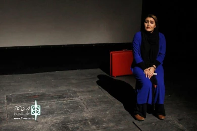 نمایش « در »