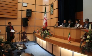 در حاشیه نشست  وزیر فرهنگ و ارشاد اسلامی در سمنان

دعوت رییس انجمن هنرهای نمایشی استان مرکزی به وزارت ارشاد