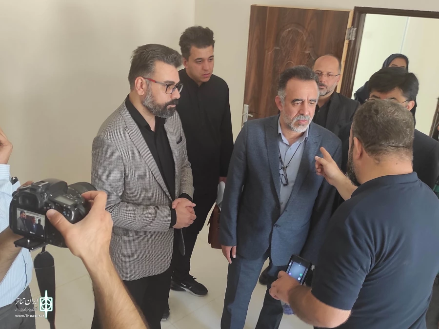 بازدید از خانه نمایش شهرداری اراک صورت گرفت 5